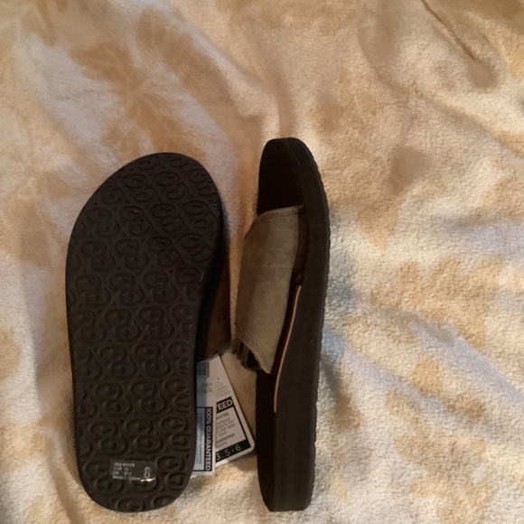 Cobain ARV2 slide. Size 8 NWT - Picture 4 of 4